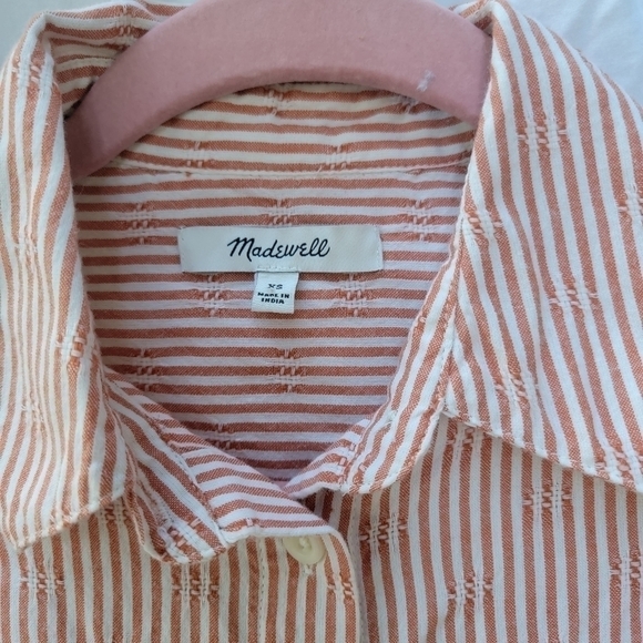 Madewell short sleeved button down - Picture 2 of 7